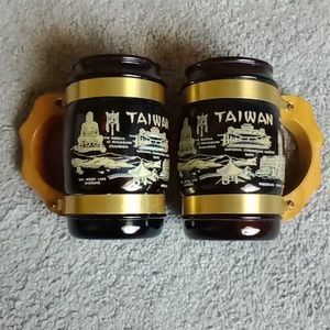 TAIWAN amber barrel glasses